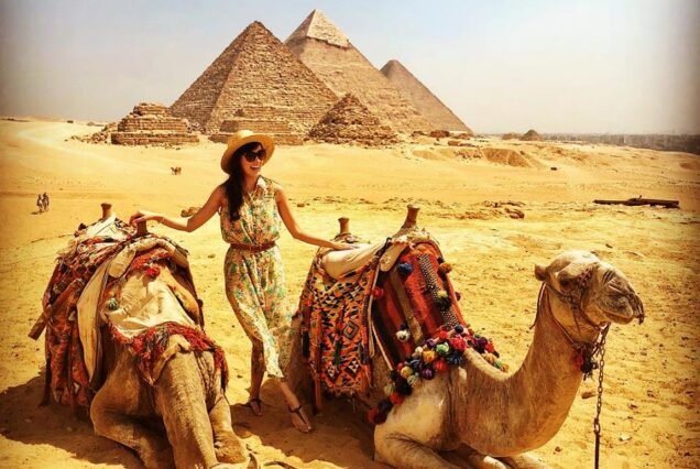 Cairo Private Tour – Pyramids & Museum